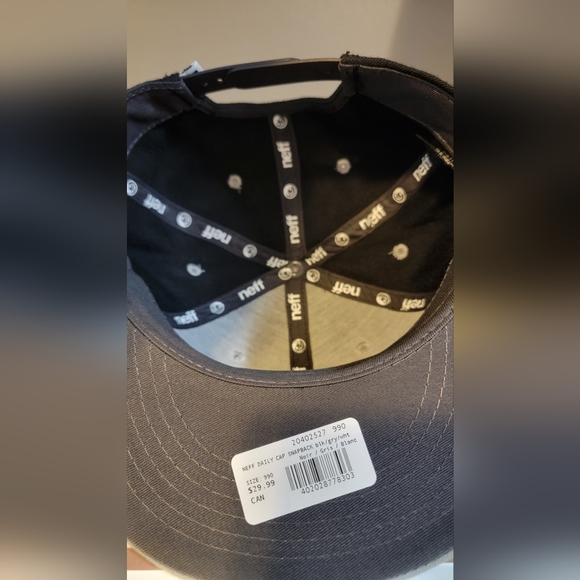 BNWT Neff Adjustable Snapback Hat - Picture 2 of 5